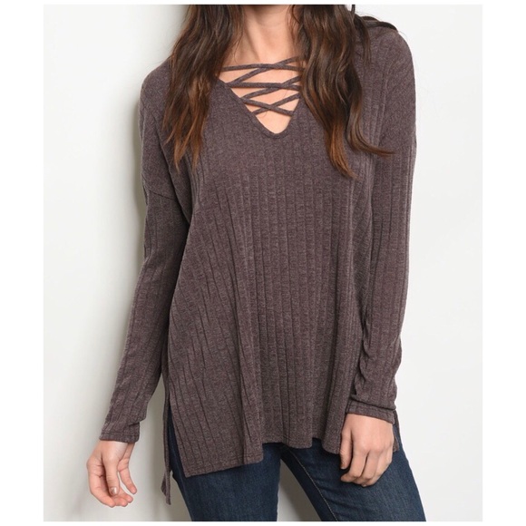 PRICE FIRM//MOCHA HIGH LOW LACE UP TOP - Picture 3 of 7